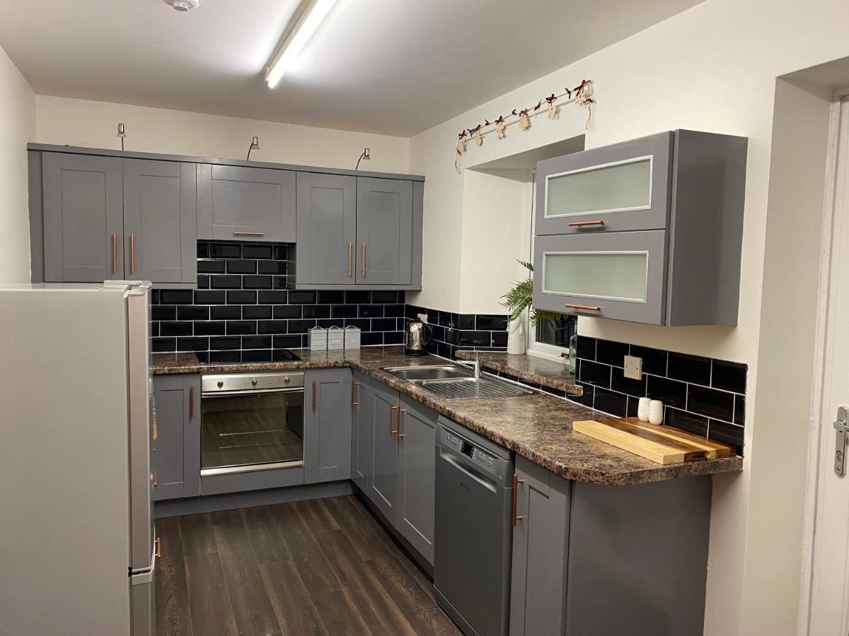 Claire'S Townhouse, Aberdeenshire, 3 Bedrooms Oldmeldrum Exterior photo